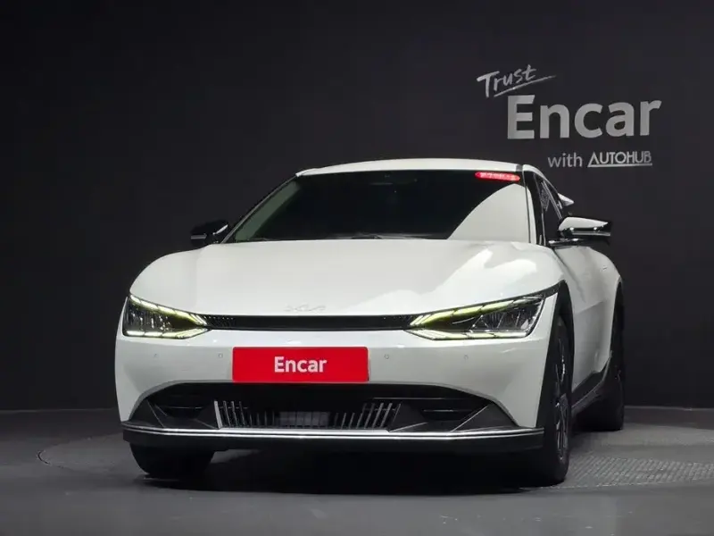 2022 Kia EV6 с пробегом 71 400 км
