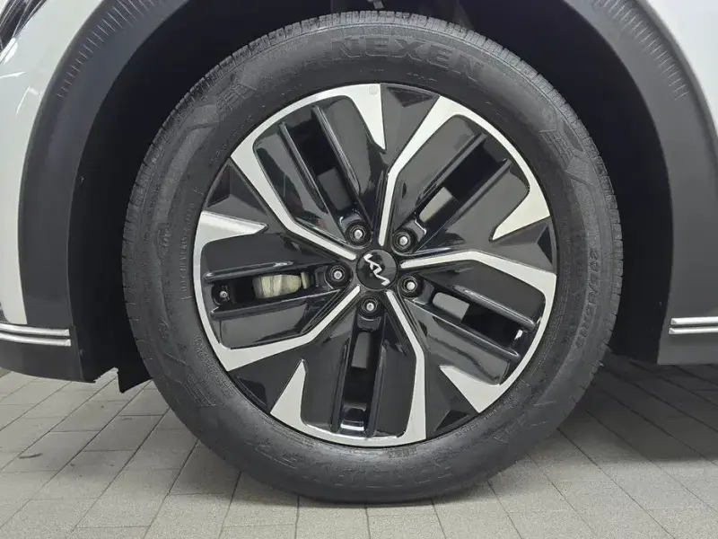 2022 Kia EV6 с пробегом 71 400 км