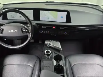 2022 Kia EV6 с пробегом 71 400 км