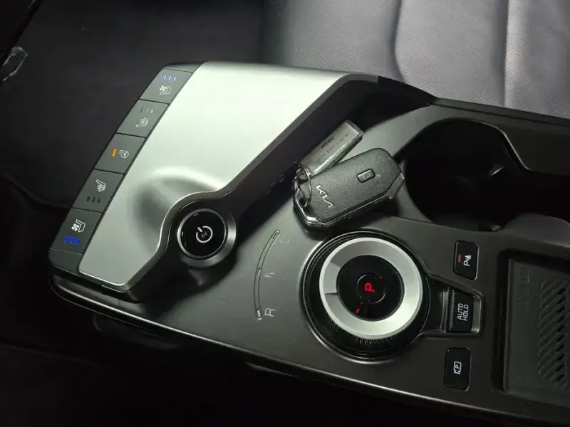 2022 Kia EV6 с пробегом 71 400 км