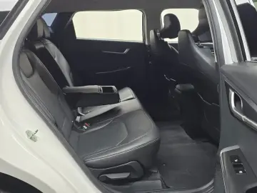 2022 Kia EV6 с пробегом 71 400 км
