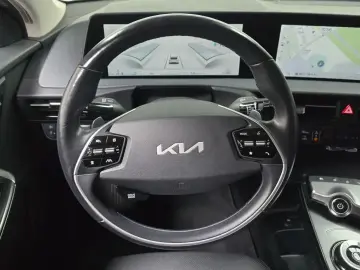 2022 Kia EV6 с пробегом 71 400 км
