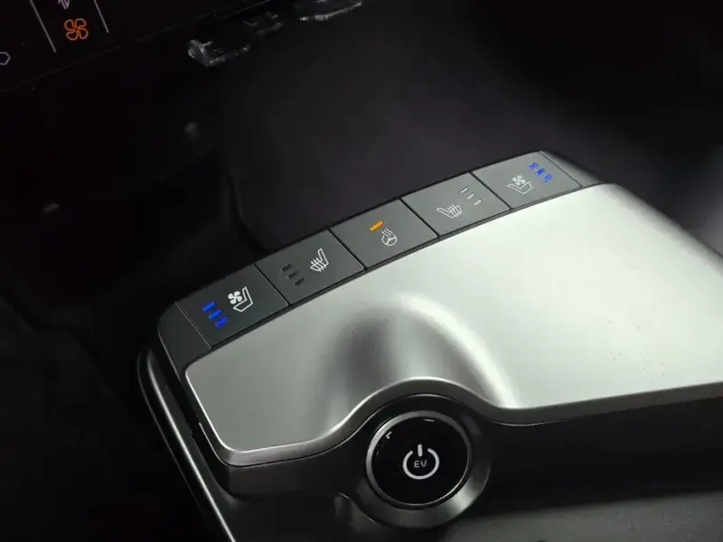 2022 Kia EV6 с пробегом 71 400 км