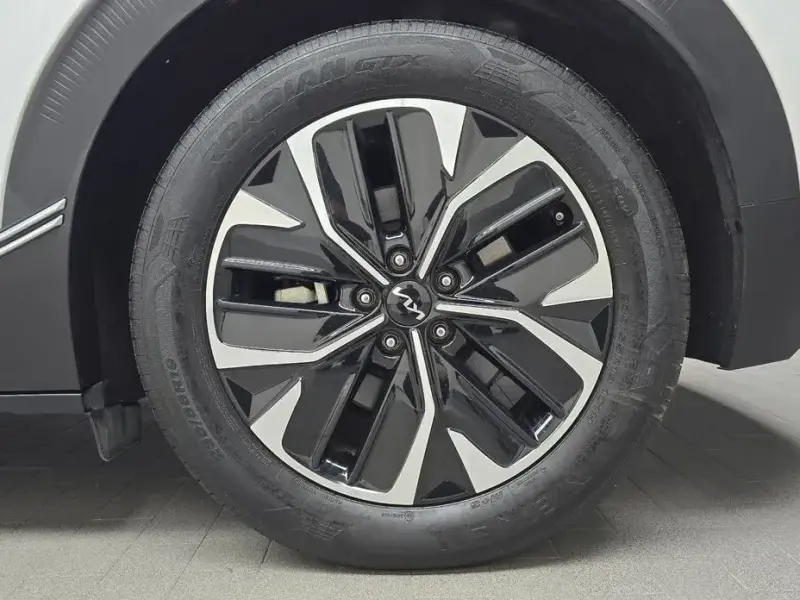 2022 Kia EV6 с пробегом 71 400 км