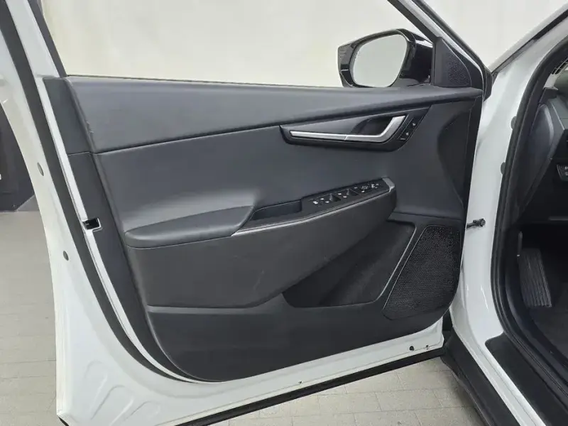 2022 Kia EV6 с пробегом 71 400 км