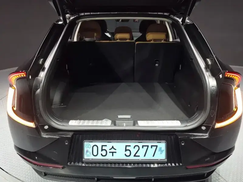 2023 Kia EV6 с пробегом 53 183 км