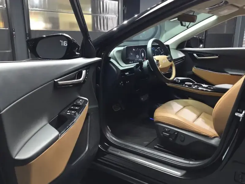 2023 Kia EV6 с пробегом 29 013 км