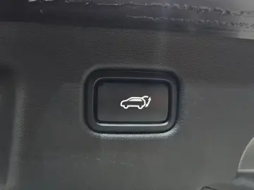 2023 Kia EV6 с пробегом 42 410 км