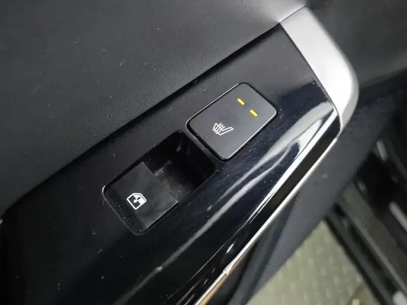 2023 Kia EV6 с пробегом 42 410 км