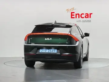 2023 Kia EV6 с пробегом 64 069 км