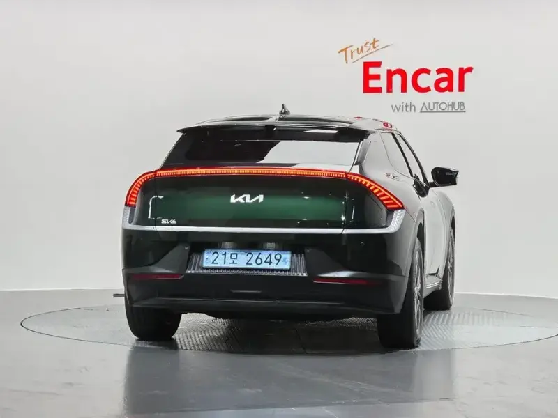 2023 Kia EV6 с пробегом 64 069 км