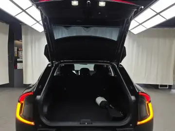 2023 Kia EV6 с пробегом 64 069 км