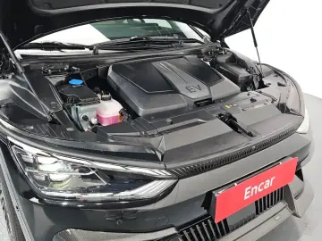 2023 Kia EV6 с пробегом 75 028 км