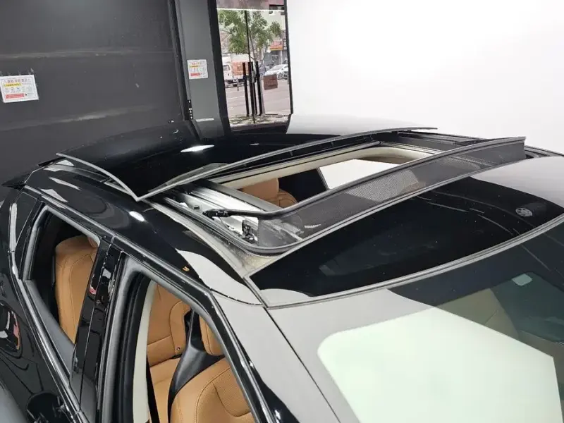 2023 Kia EV6 с пробегом 75 028 км