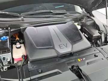2022 Kia EV6 с пробегом 77 802 км