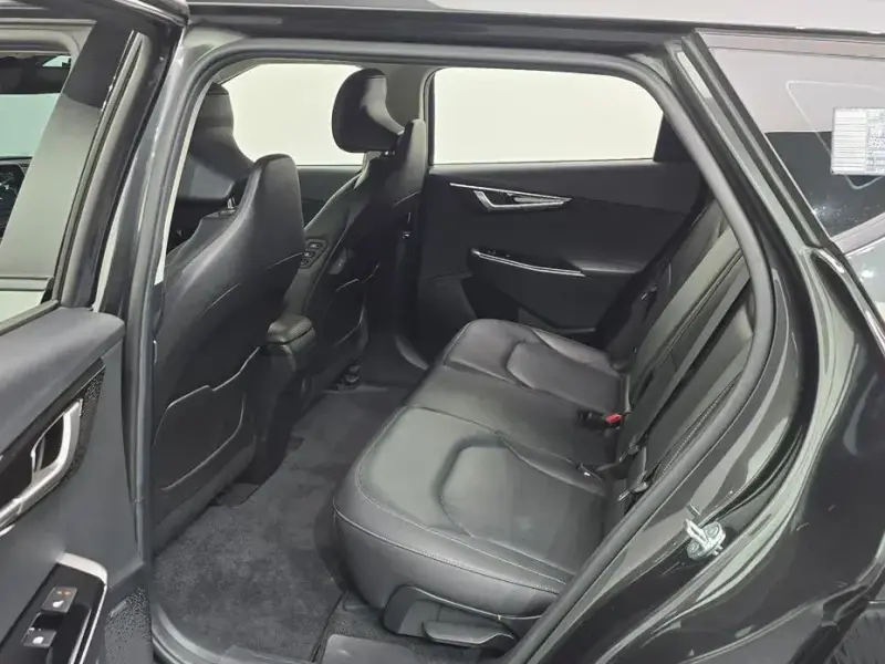2022 Kia EV6 с пробегом 77 802 км