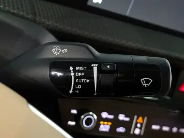 2023 Kia EV6 с пробегом 67 241 км