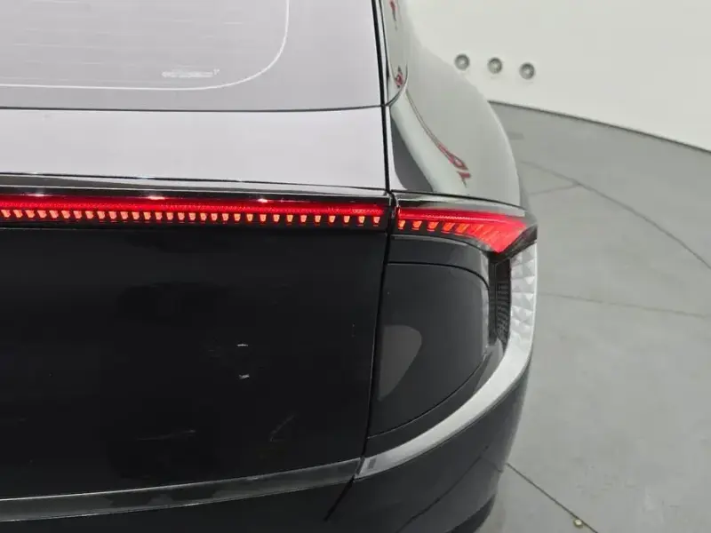 2022 Kia EV6 с пробегом 77 802 км