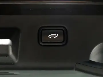 2023 Kia EV6 с пробегом 67 241 км