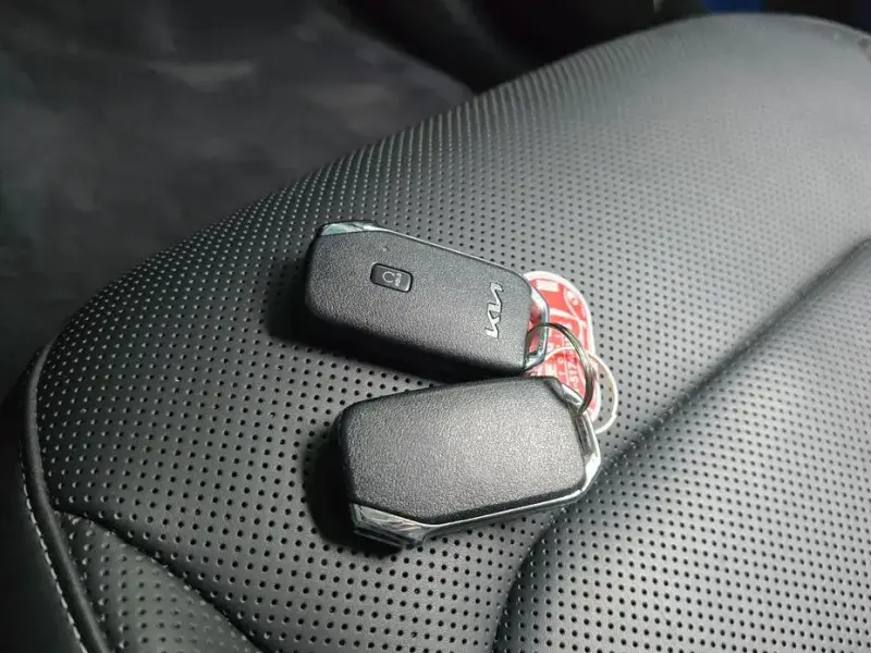2022 Kia EV6 с пробегом 77 802 км