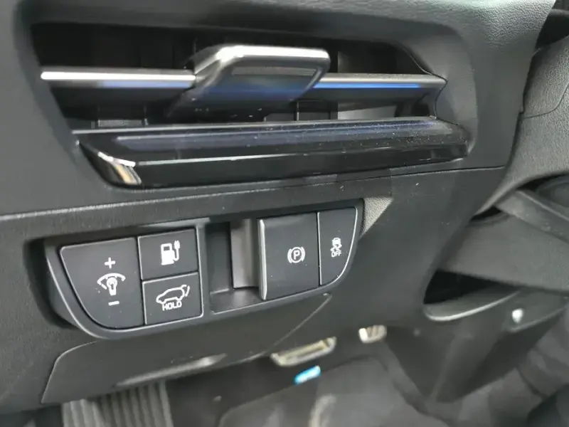 2022 Kia EV6 с пробегом 77 802 км