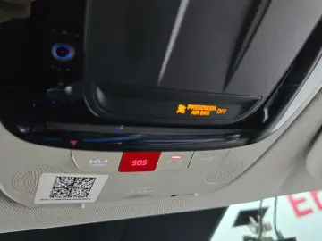 2022 Kia EV6 с пробегом 77 802 км