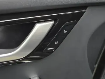 2022 Kia EV6 с пробегом 77 802 км