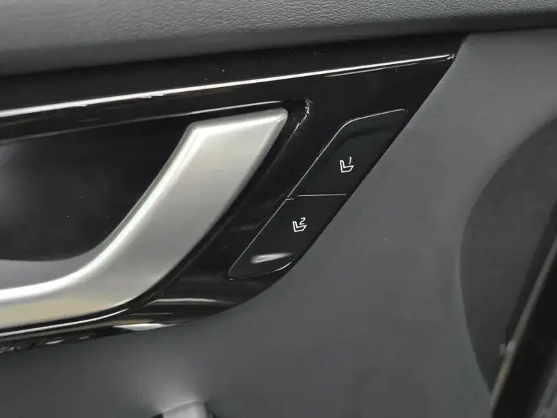 2022 Kia EV6 с пробегом 77 802 км