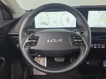 2023 Kia EV6 с пробегом 34 268 км