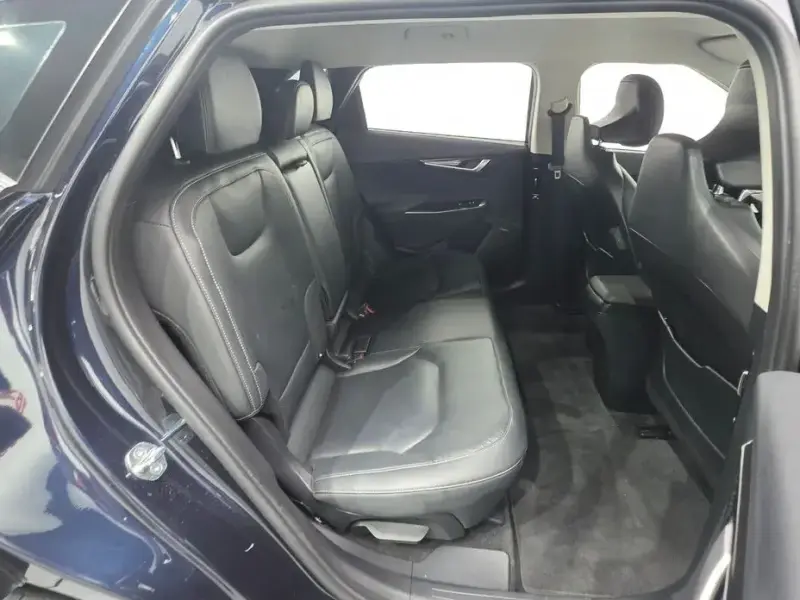 2023 Kia EV6 с пробегом 34 268 км