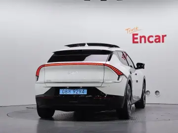 2023 Kia EV6 с пробегом 86 008 км