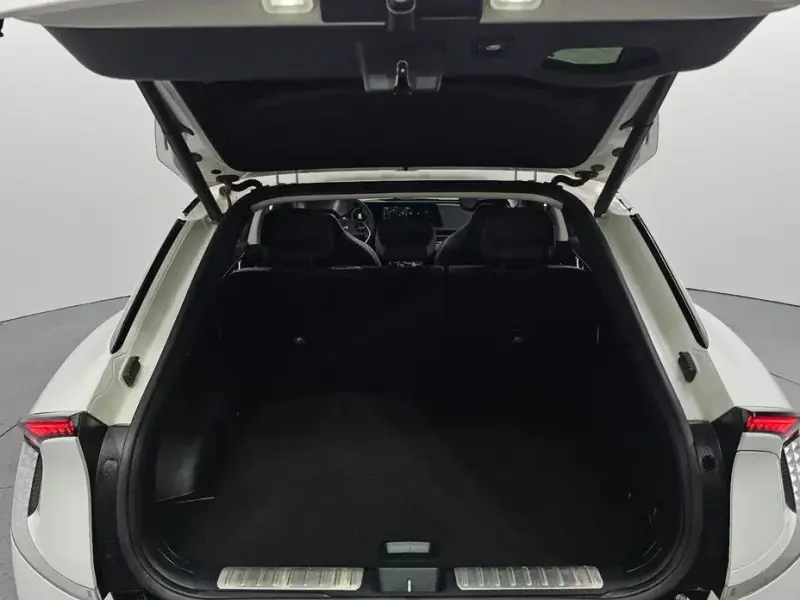 2023 Kia EV6 с пробегом 86 008 км