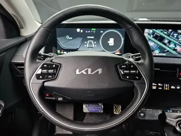 2024 Kia EV6 с пробегом 68 385 км