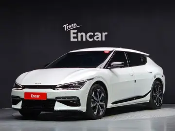 2023 Kia EV6 с пробегом 28 839 км