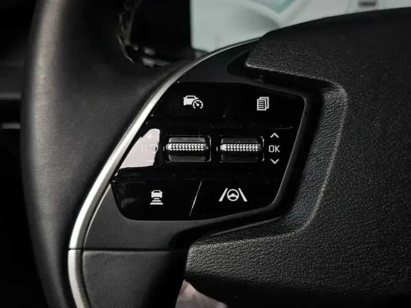 2023 Kia EV6 с пробегом 28 839 км