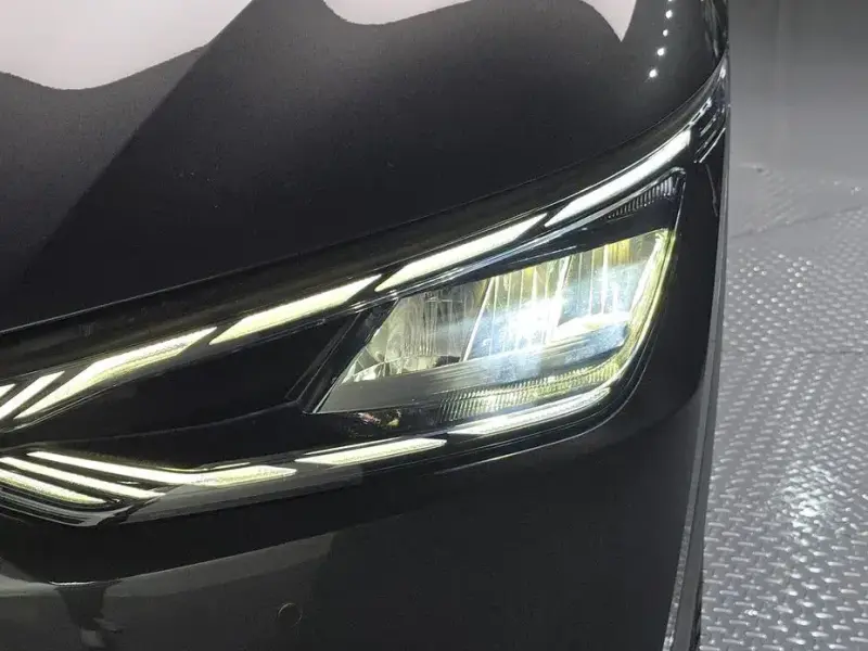 2023 Kia EV6 с пробегом 34 871 км
