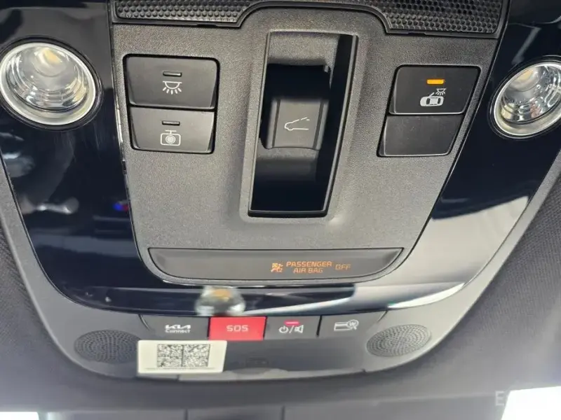 2022 Kia EV6 с пробегом 83 763 км