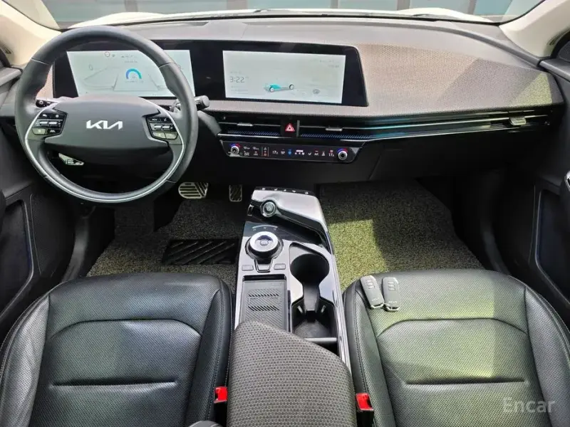 2022 Kia EV6 с пробегом 83 518 км