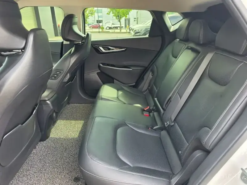 2022 Kia EV6 с пробегом 83 518 км