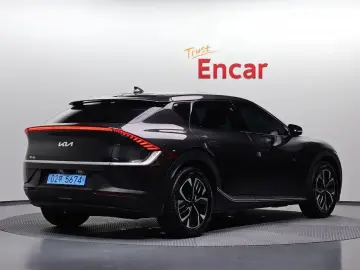 2022 Kia EV6 с пробегом 12 772 км