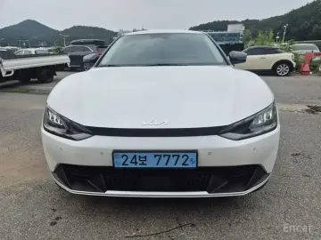 2022 Kia EV6 с пробегом 86 700 км