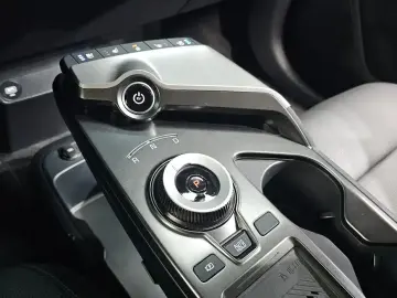 2022 Kia EV6 с пробегом 12 772 км