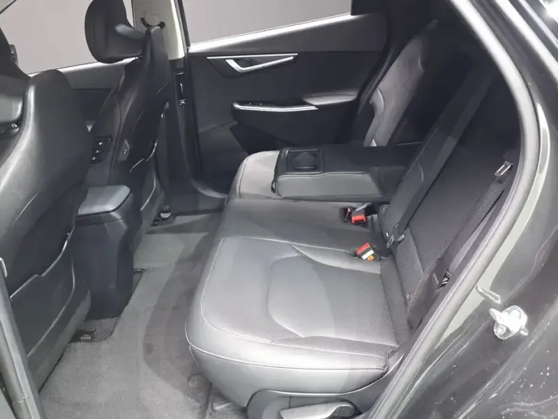 2022 Kia EV6 с пробегом 85 984 км