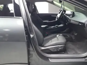 2022 Kia EV6 с пробегом 85 984 км