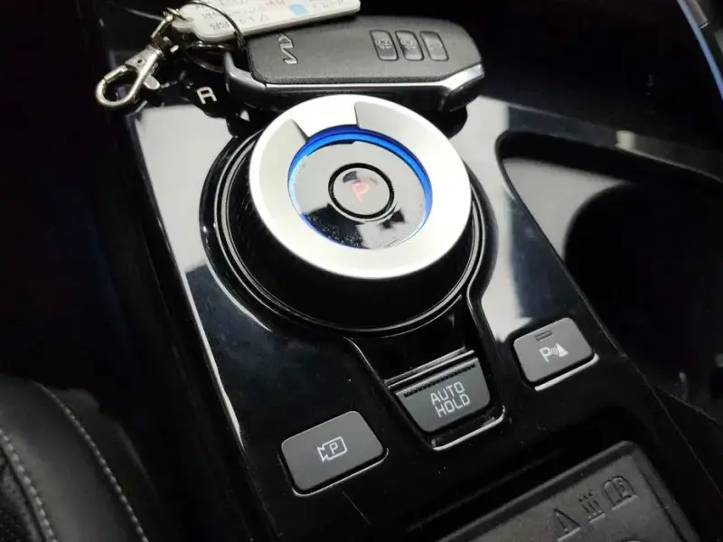 2023 Kia EV6 с пробегом 52 151 км