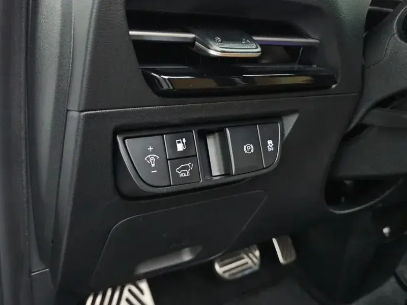 2024 Kia EV6 с пробегом 59 660 км