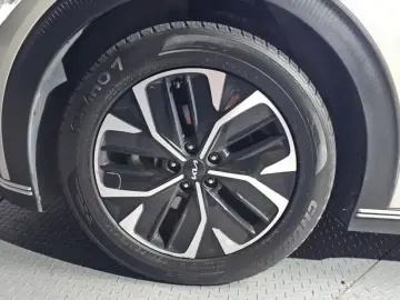 2022 Kia EV6 с пробегом 80 959 км