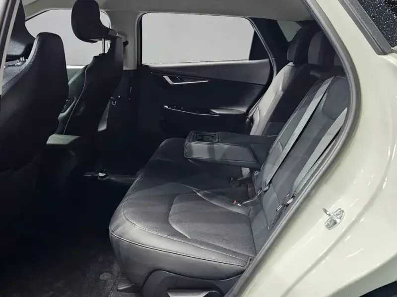 2022 Kia EV6 с пробегом 40 608 км