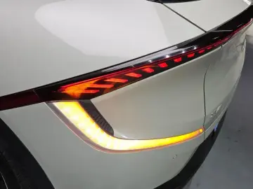 2022 Kia EV6 с пробегом 80 959 км