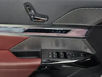 2024 BMW i7 с пробегом 62 037 км